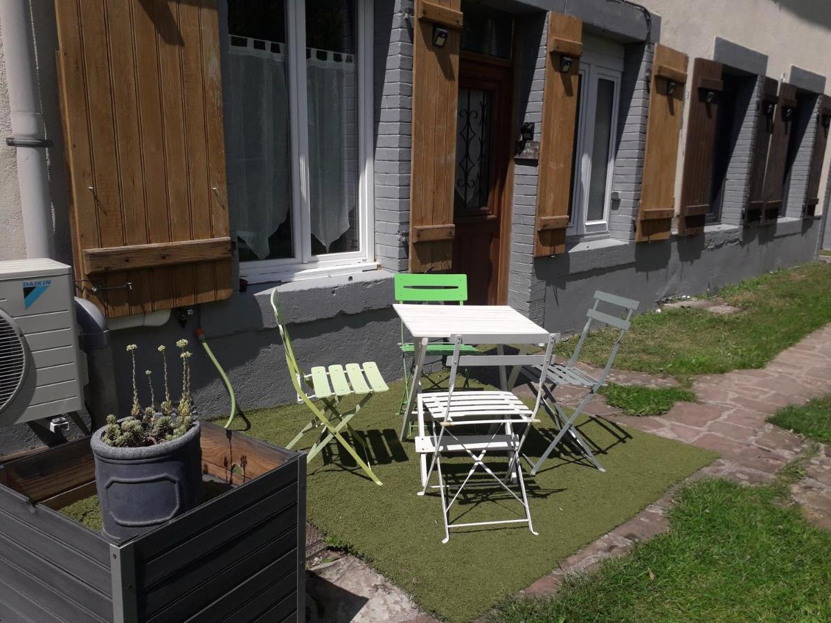 Gites, Les Jonquilles, Le Sagard Et Bungalow Les Brimbelles, Nature Et Detente La Houssiere 외부 사진